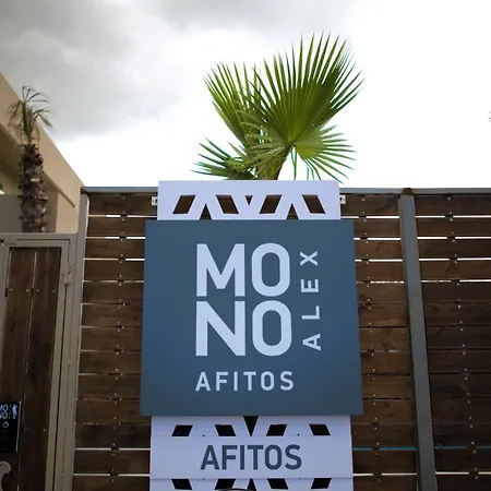 Mono Alex Hotel *