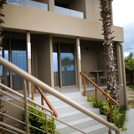 Mono Alex Hotel *