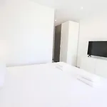 Mono Alex Hotel *
